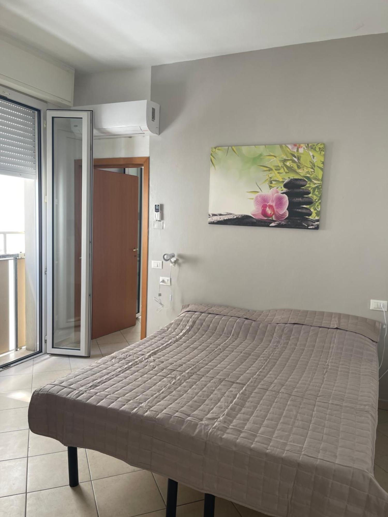 ريميني Residence Siesta المظهر الخارجي الصورة